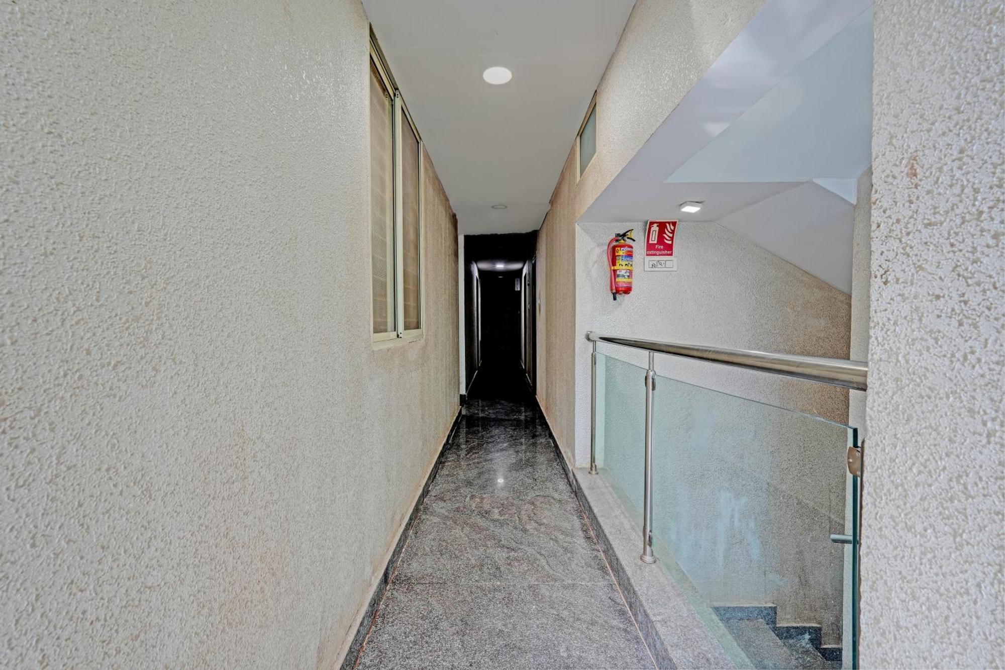 โอโย 10475 Pmr โฮเต็ล Hotel บังกาลอร์ ภายนอก รูปภาพ